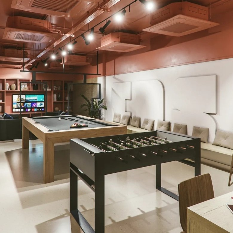 Briggate Studios playing area