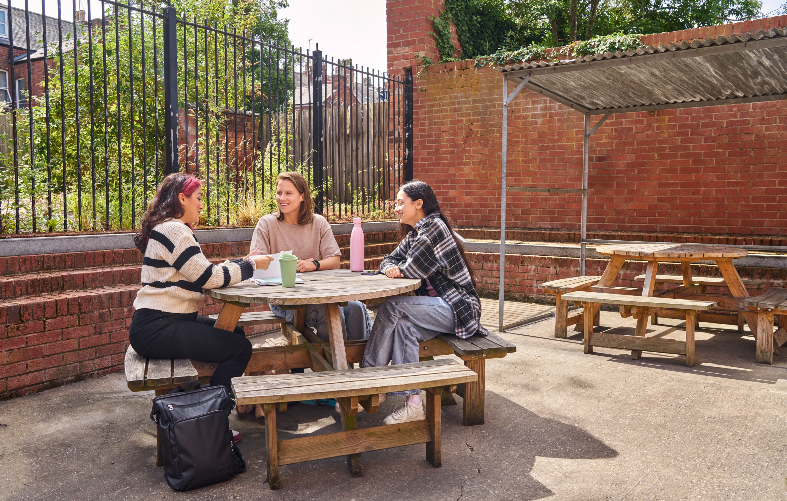 Coventry_QueensParkHouse_Courtyard Queens Park House Coventry Courtyard