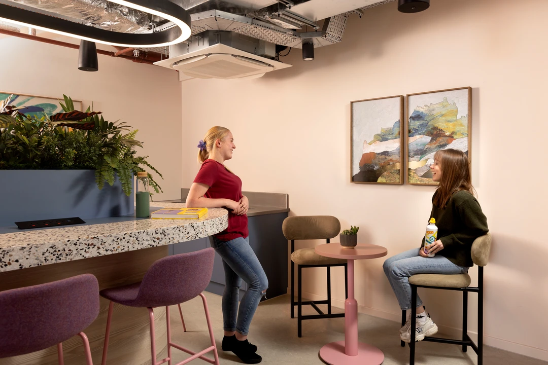 Edinburgh_BurnetPoint_Marketplace_Cafe_55223 Burnet Point Edinburgh Cafe