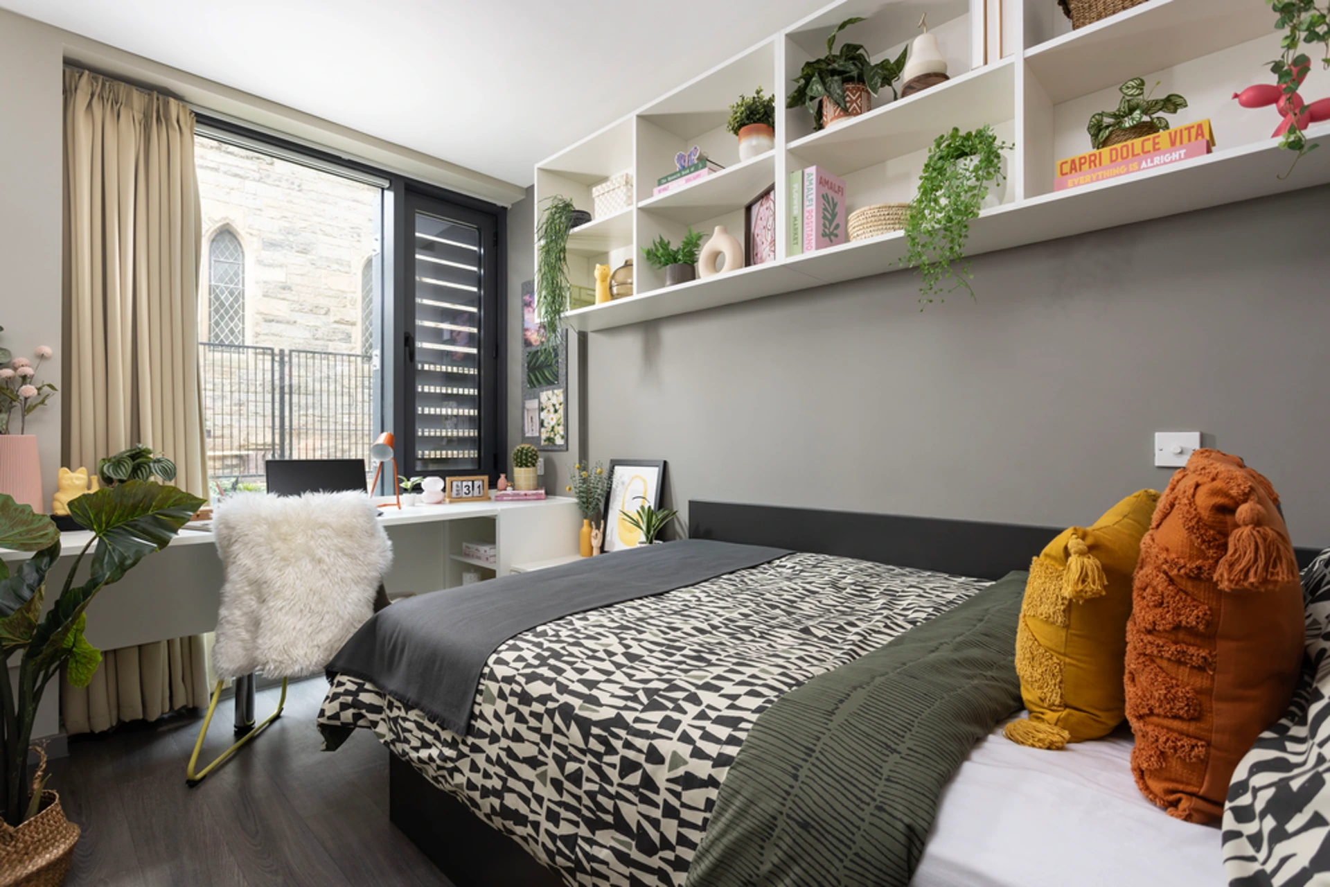 Salisbury Court Edinburgh Apartments