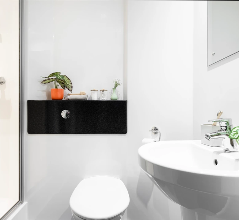 Shrubhill House Edinburgh Bathroom