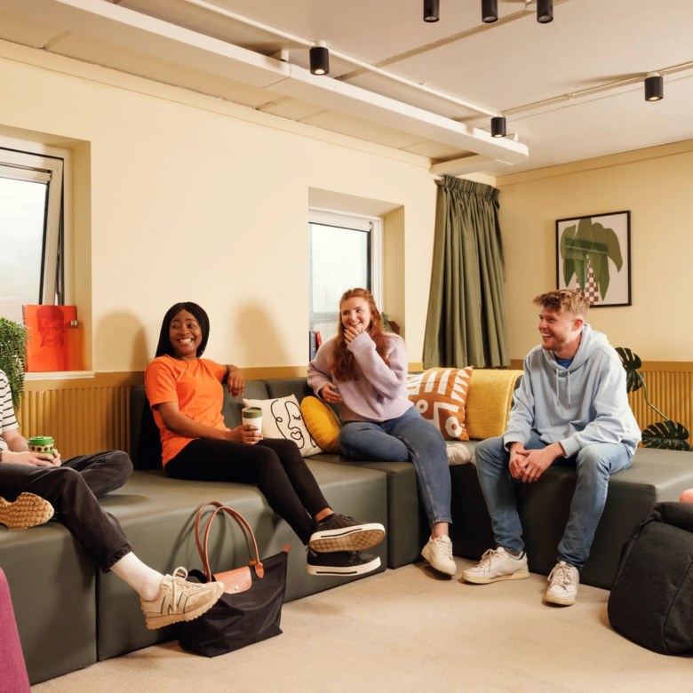 The Bridge House Edinburgh Common Room