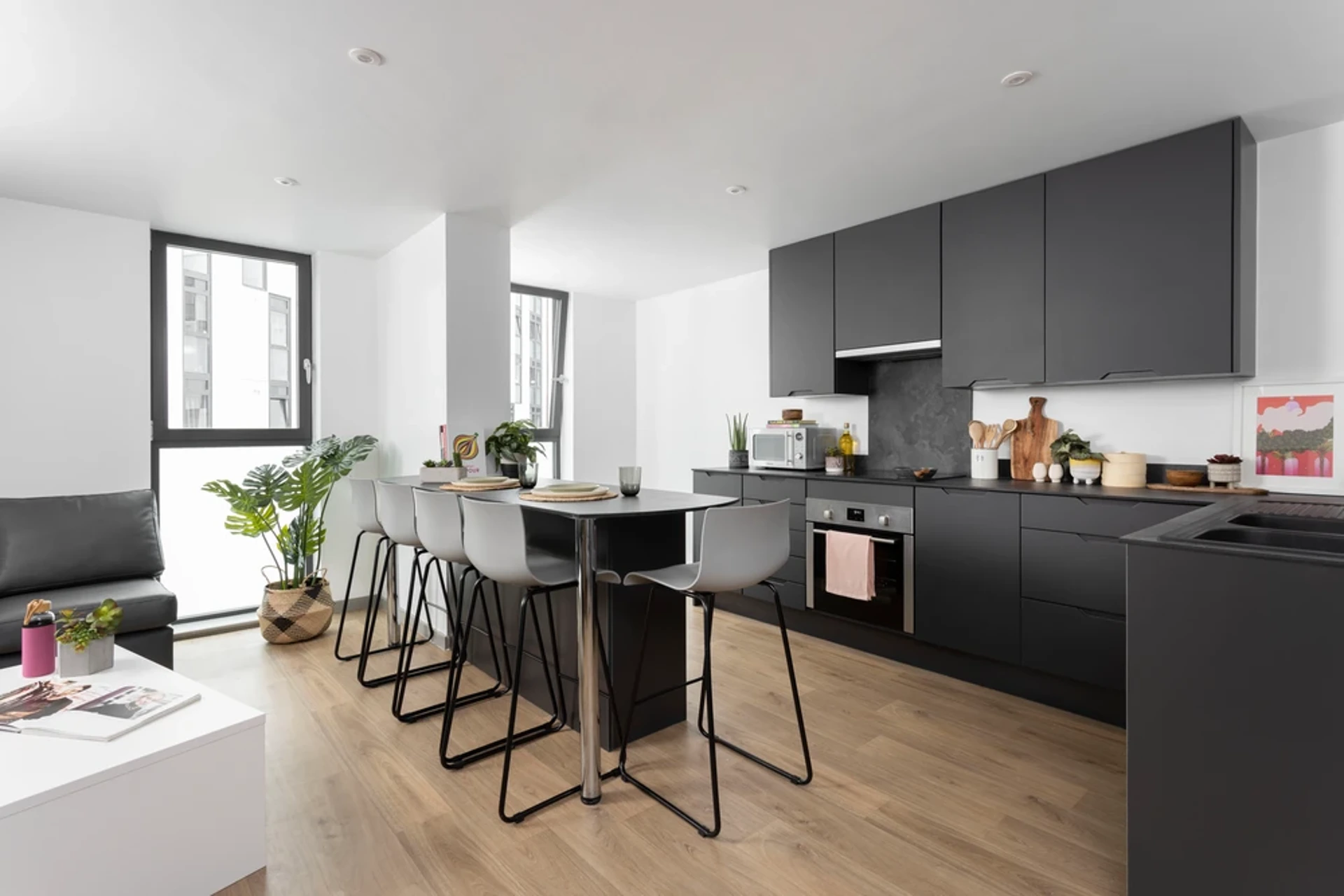 Parkway Gate Manchester Shared Kitchen