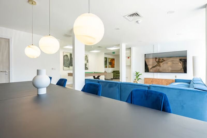 Student-accommodation-Aberdeen-ABeleven-Courtyard-Social-Space_converted ABeleven Aberdeen Social Space