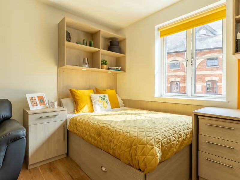 Student-accommodation-Exter-Iron-Bridge-Studios-Studio-Plus-bed_converted Iron Bridge Studios Exeter Studio Plus bed