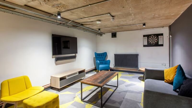 Berkshire House Reading Cinema TV Room