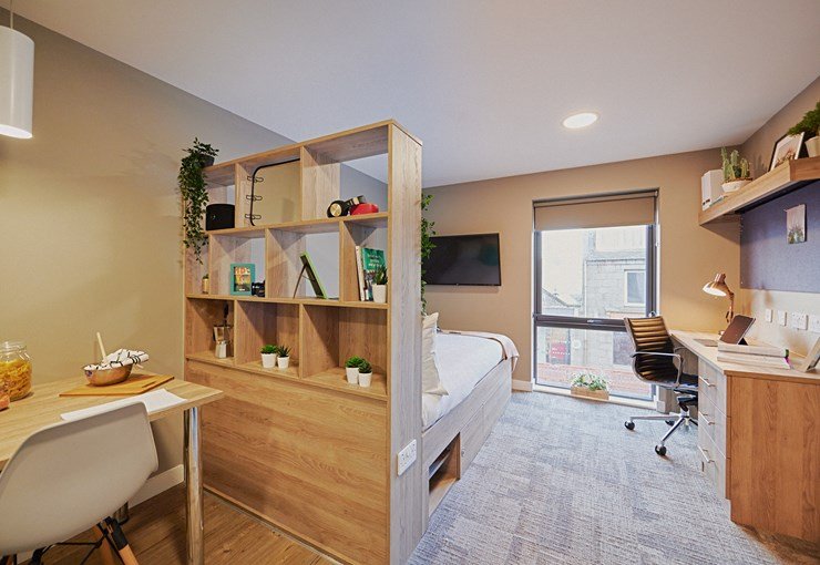 The Combworks Aberdeen Bronze Studio