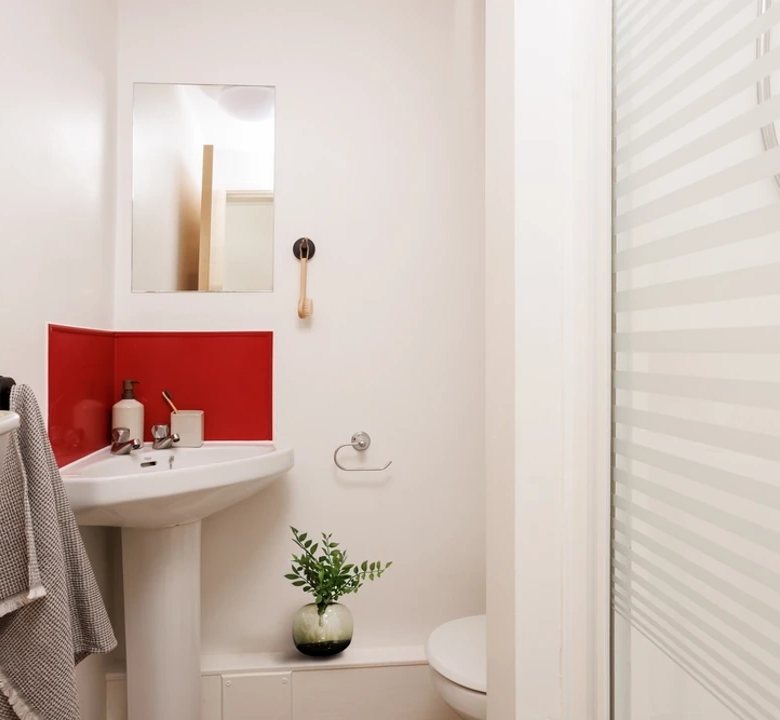 Atlantic Point Liverpool bathroom