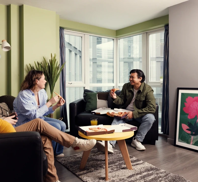 grand central liverpool shared kitchen seating