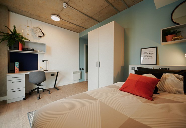 The Loom Dublin Gold Ensuite Room