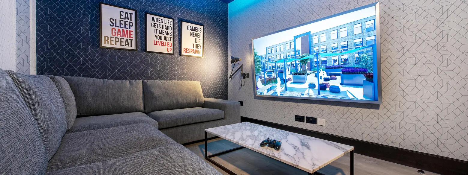 luna-5 Luna Hatfield Cinema Room