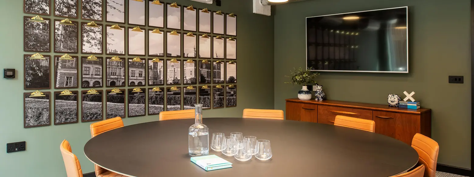 luna-7 Luna Hatfield Common Room