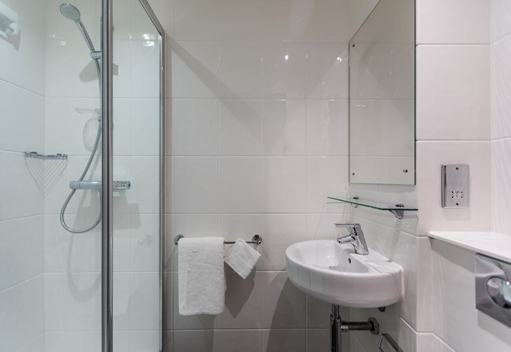 Parklands Dundee Bathroom