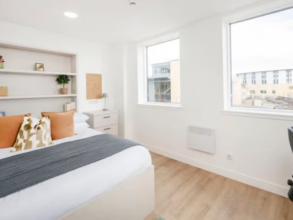 Discovery Studios Dundee Room