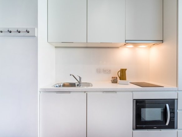 Vogue Studios Brighton Silver Studio