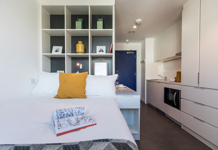 Vogue Studios Silver Room