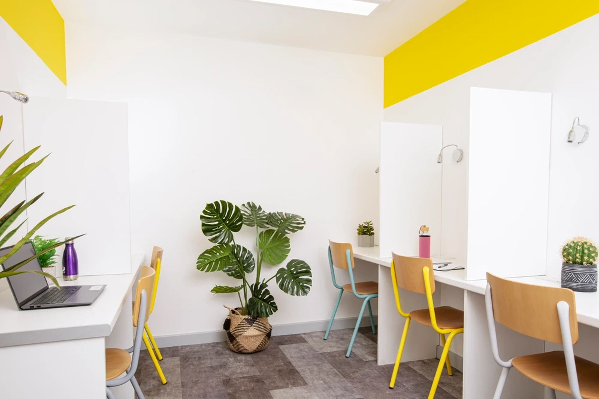 Birmingham_Lakeside_StudyRoom